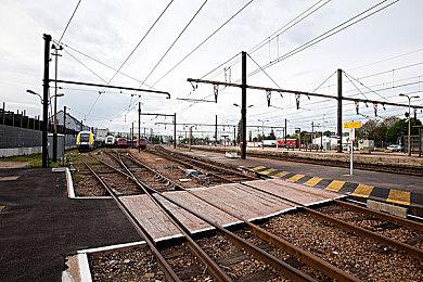 M站评选2022年上半年20款最佳游戏 榜首一骑绝尘